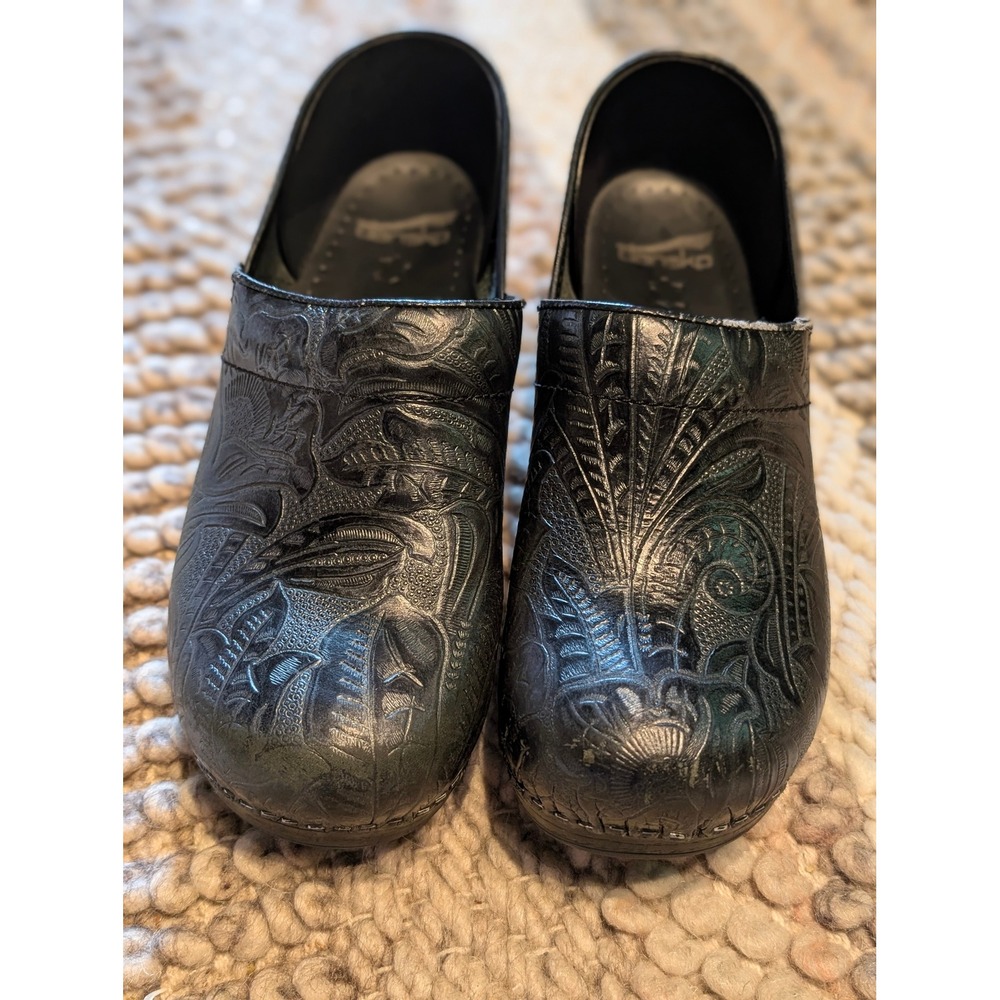 Dansko Professional Clogs Black Tooled Leather Floral Embossed Shoes size 40
